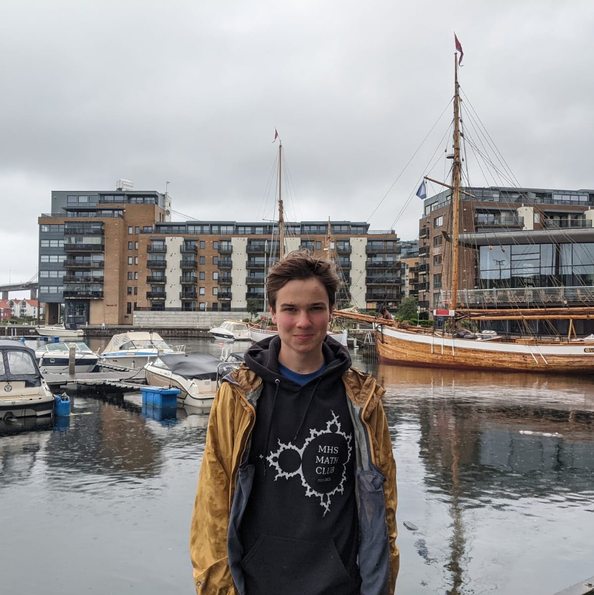 Mogging the Ports of Copenhagen